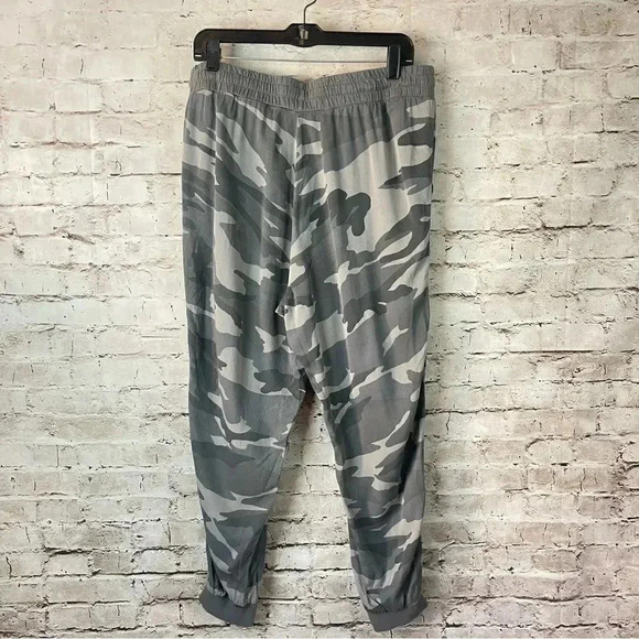 Splendid Womens XL Camouflage Camo Joggers Jogger Pants Pockets Rayon Drawstring - Picture 9 of 10